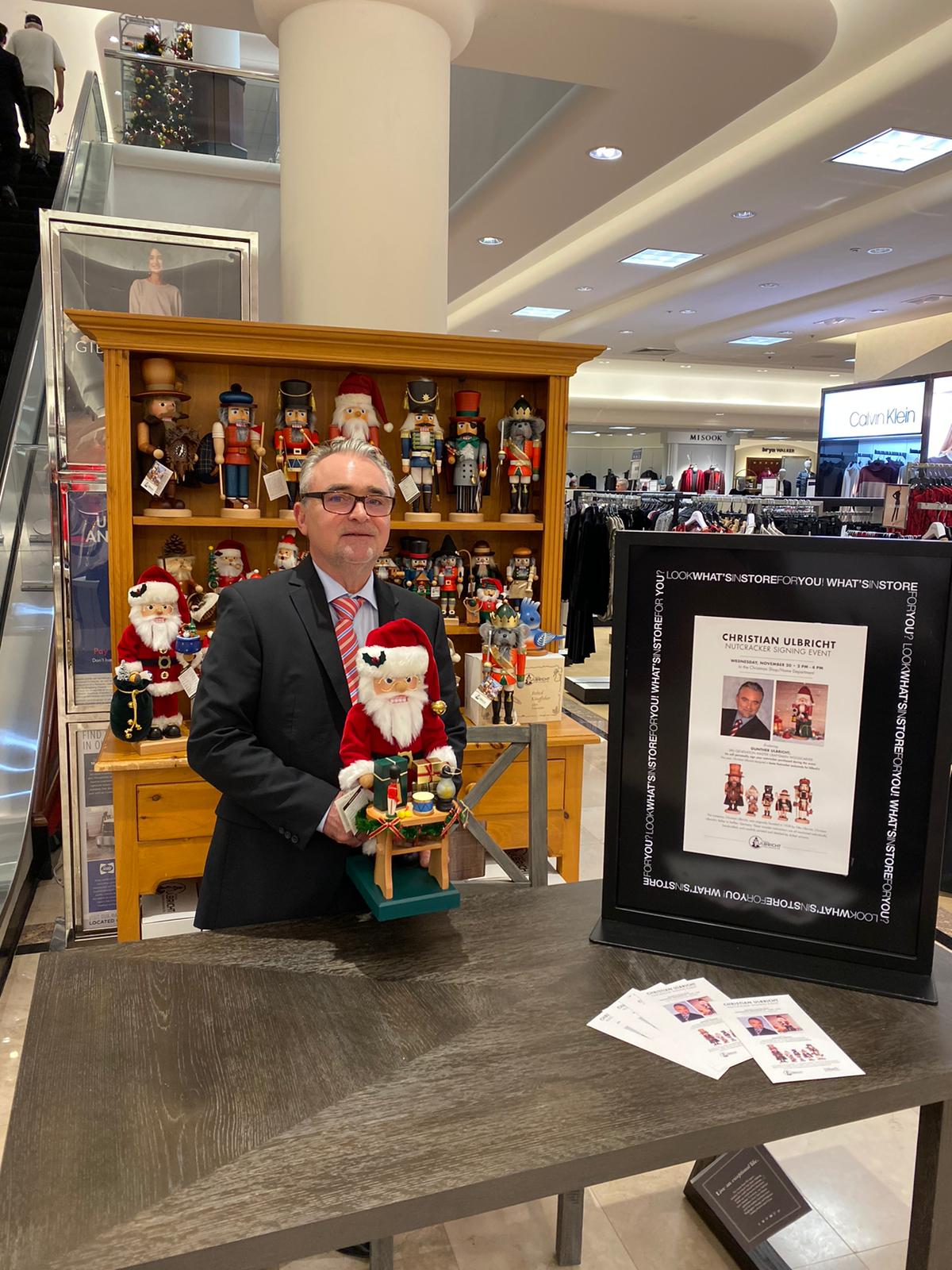 @ Dillard's Hulen Mall, Fort Worth, TX (2019-11-20)