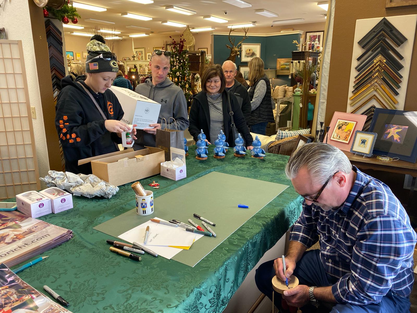 @ The Frame Workshop, Appleton, WI (2019-11-16)